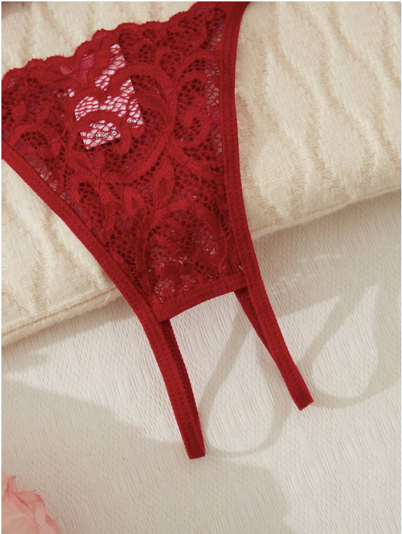Ensemble de lingerie sexy noir attrayant en dentelle ajourée pour femmes