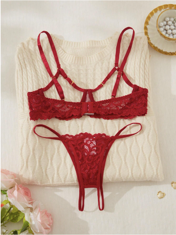 Ensemble de lingerie sexy noir attrayant en dentelle ajourée pour femmes